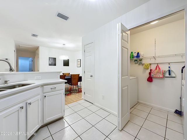 13715 RICHMOND PARK Drive N 105, Jacksonville, FL 32224