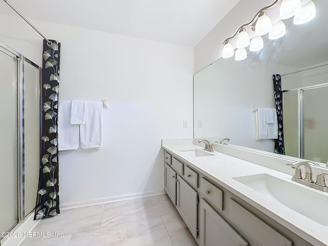 13715 RICHMOND PARK Drive N 105, Jacksonville, FL 32224