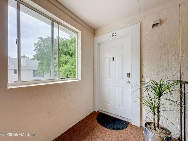 13715 RICHMOND PARK Drive N 105, Jacksonville, FL 32224
