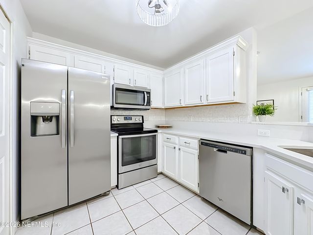 13715 RICHMOND PARK Drive N 105, Jacksonville, FL 32224