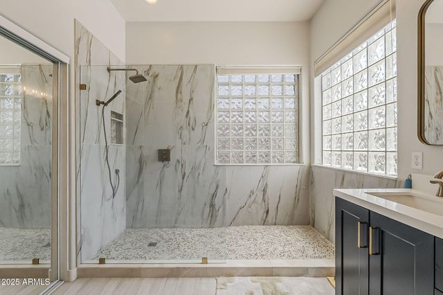 43319 W OAKLAND Court, Maricopa, AZ 85138