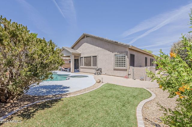 43319 W OAKLAND Court, Maricopa, AZ 85138