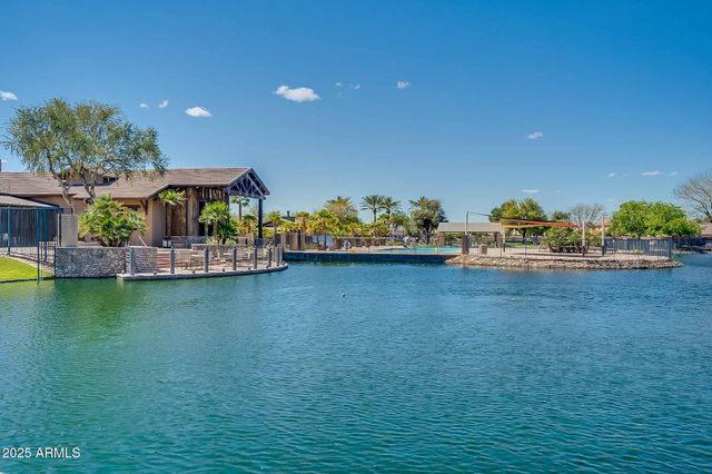 43319 W OAKLAND Court, Maricopa, AZ 85138