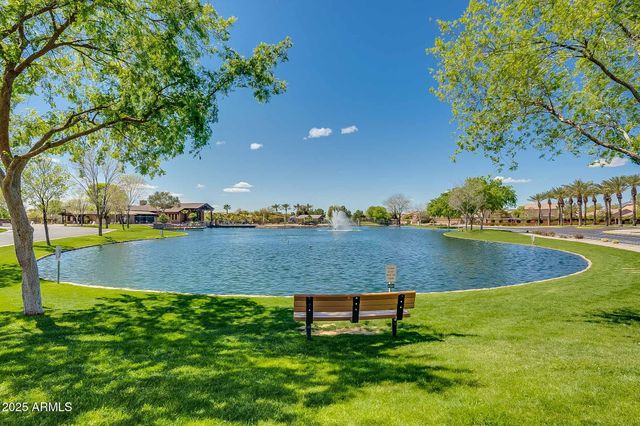 43319 W OAKLAND Court, Maricopa, AZ 85138