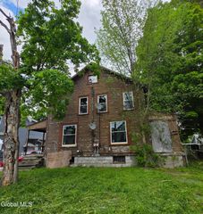 12-14 Lincoln Street, Granville, NY 12832