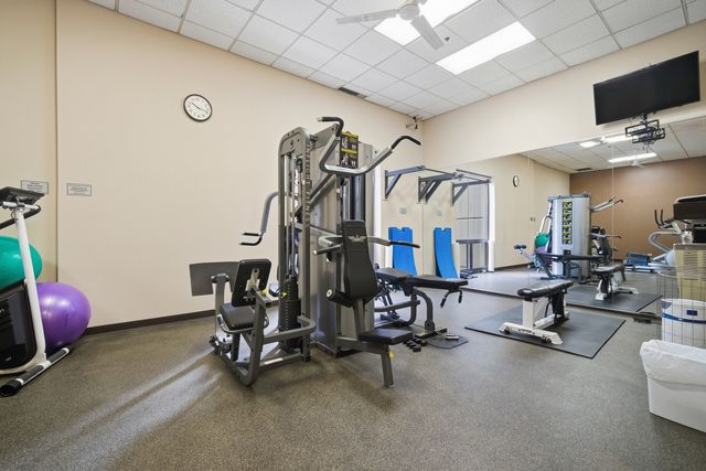 70 W HURON Street 1505, Chicago, IL 60654