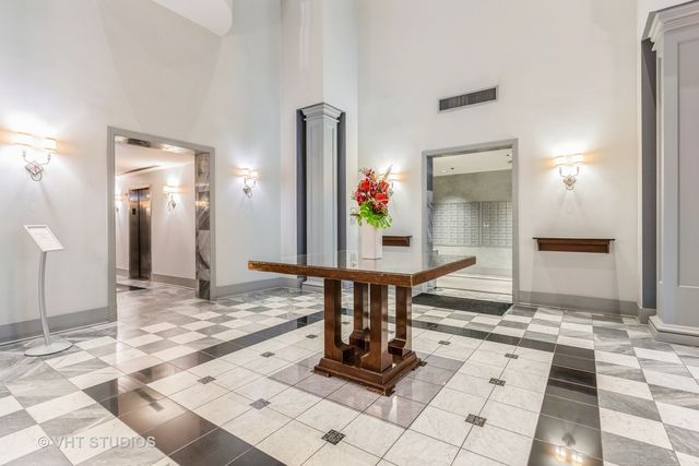 70 W HURON Street 1505, Chicago, IL 60654