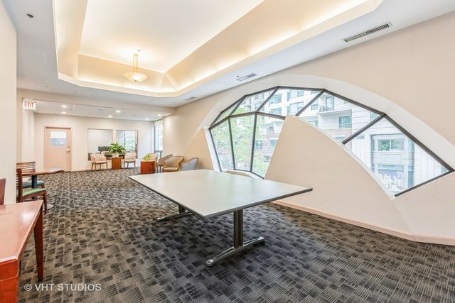 70 W HURON Street 1505, Chicago, IL 60654