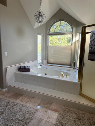 10250 N Quail Run Drive, Fresno, CA 93730