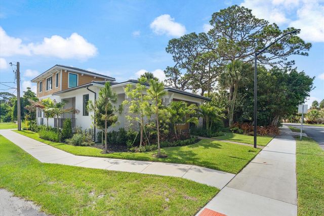 432 NW North River Drive, Stuart, FL 34994