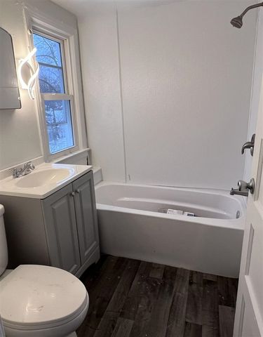 2438 Wyoming Avenue, Wyoming, MI 49519