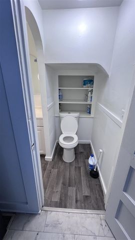 2438 Wyoming Avenue, Wyoming, MI 49519