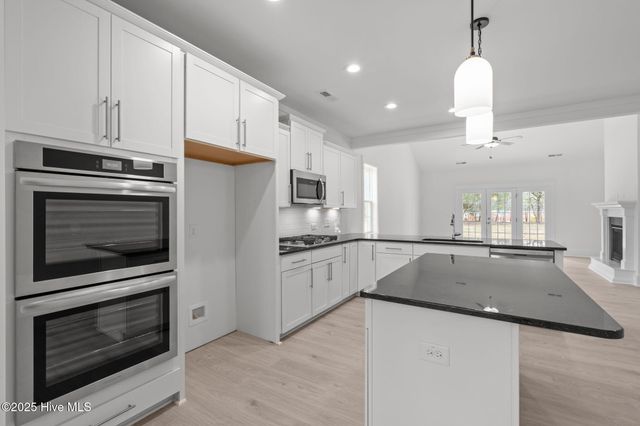 265 Twisted Pine Drive, Aberdeen, NC 28315