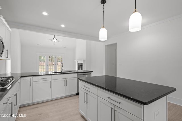 265 Twisted Pine Drive, Aberdeen, NC 28315