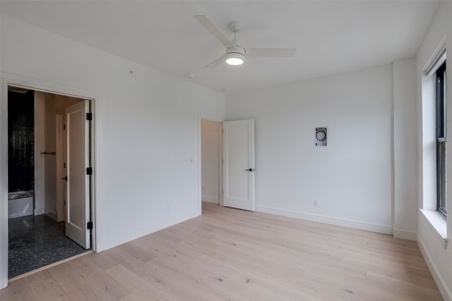 309 W Daggett Avenue 205, Fort Worth, TX 76104