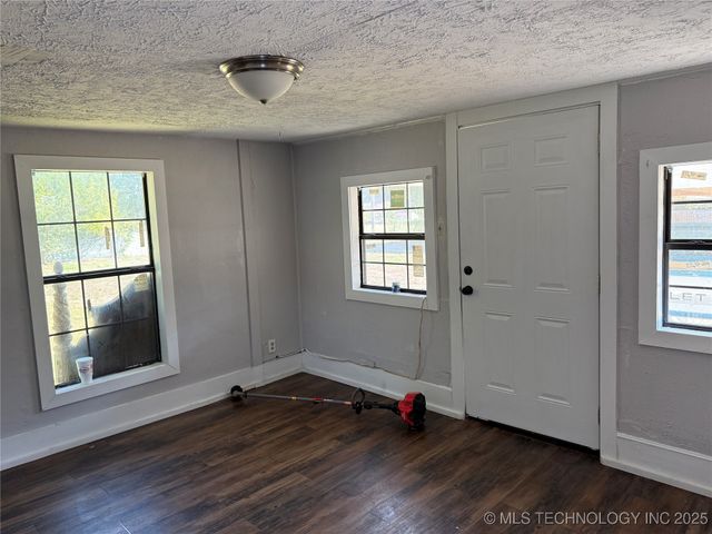 629 E Broadway, Ardmore, OK 73401