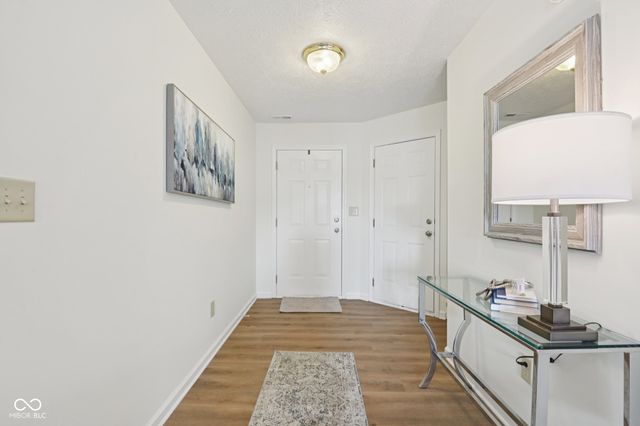 45 W Clear Lake Lane, Westfield, IN 46074