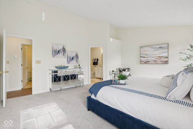 45 W Clear Lake Lane, Westfield, IN 46074