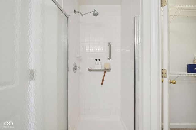 45 W Clear Lake Lane, Westfield, IN 46074