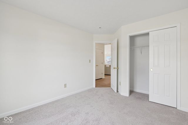 45 W Clear Lake Lane, Westfield, IN 46074