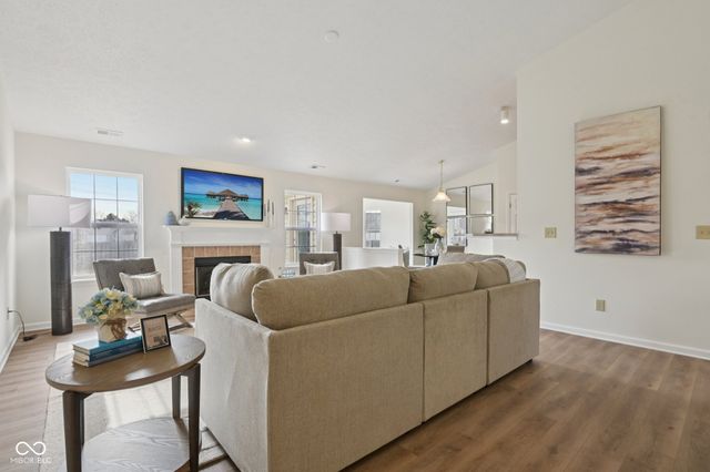 45 W Clear Lake Lane, Westfield, IN 46074