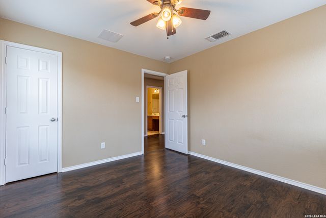 3314 URESTI FLDS, Converse, TX 78109