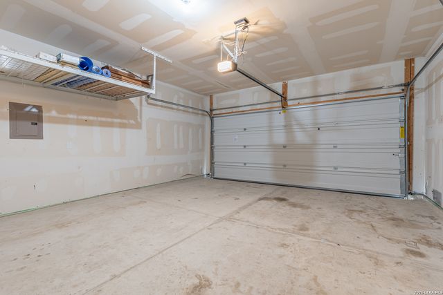 3314 URESTI FLDS, Converse, TX 78109