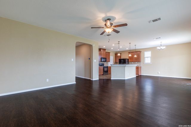 3314 URESTI FLDS, Converse, TX 78109