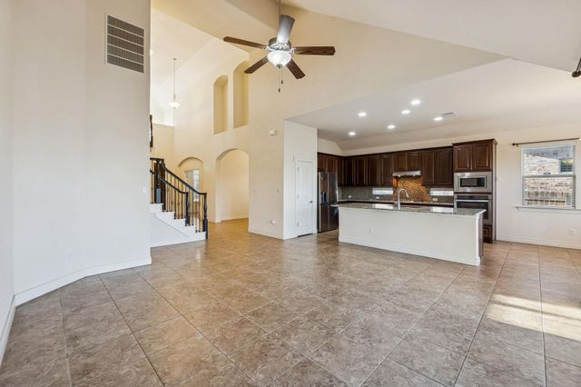 3900 Crispin Hall LN, Pflugerville, TX 78660