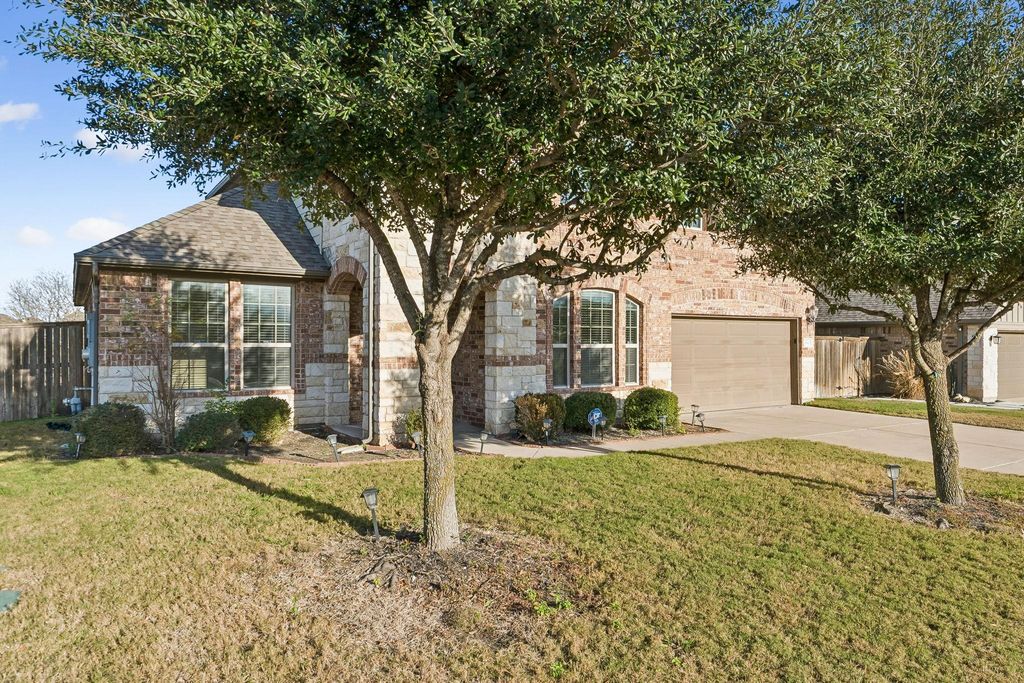 3900 Crispin Hall LN, Pflugerville, TX 78660