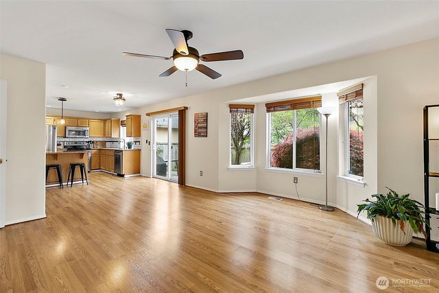 18812 93rd Avenue E, Puyallup, WA 98375