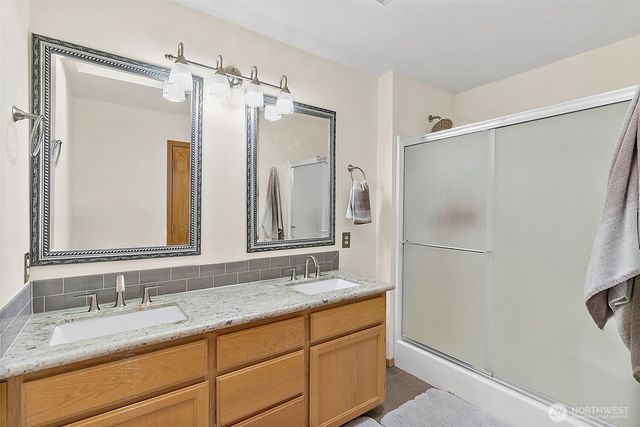 18812 93rd Avenue E, Puyallup, WA 98375