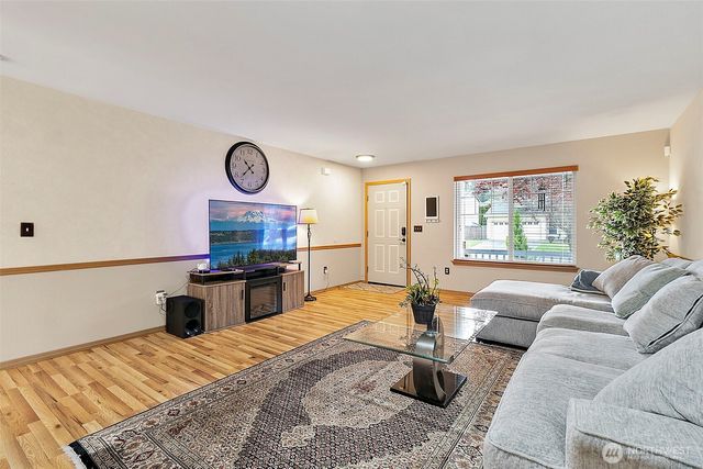 18812 93rd Avenue E, Puyallup, WA 98375