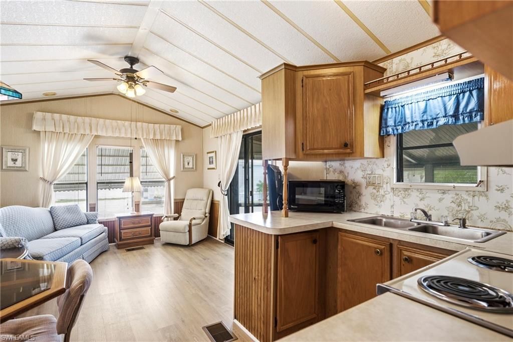 45 Shifting Sands AVE, BONITA SPRINGS, FL 34135 — exterior