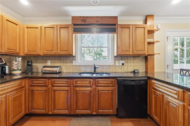 2305 Brafton Court NW, Acworth, GA 30101
