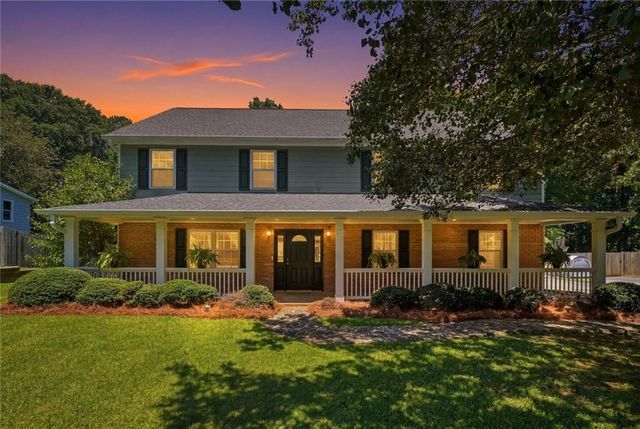 2305 Brafton Court NW, Acworth, GA 30101