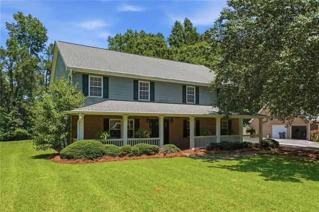 2305 Brafton Court NW, Acworth, GA 30101