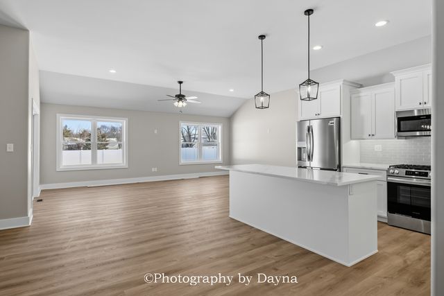 1356 Eagle Bluff Drive, Bourbonnais, IL 60914