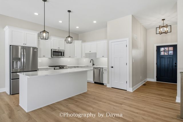 1356 Eagle Bluff Drive, Bourbonnais, IL 60914