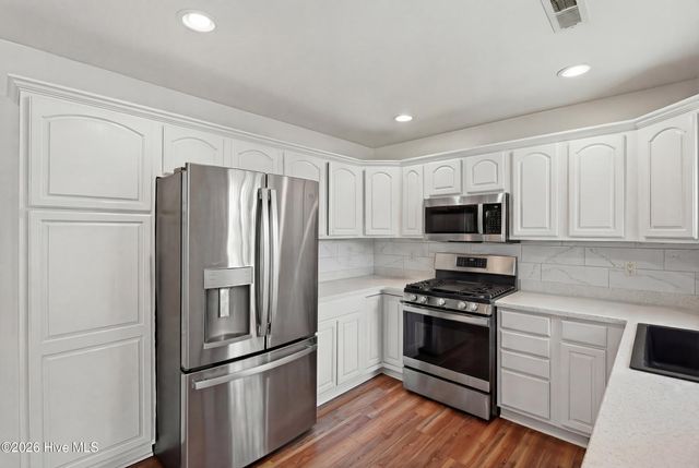 1281 Spring Lake Drive, Southport, NC 28461