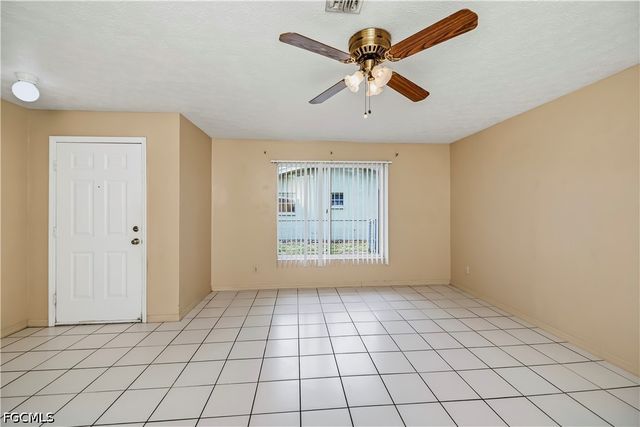 2620-2622 SE 16th PL, Cape Coral, FL 33904
