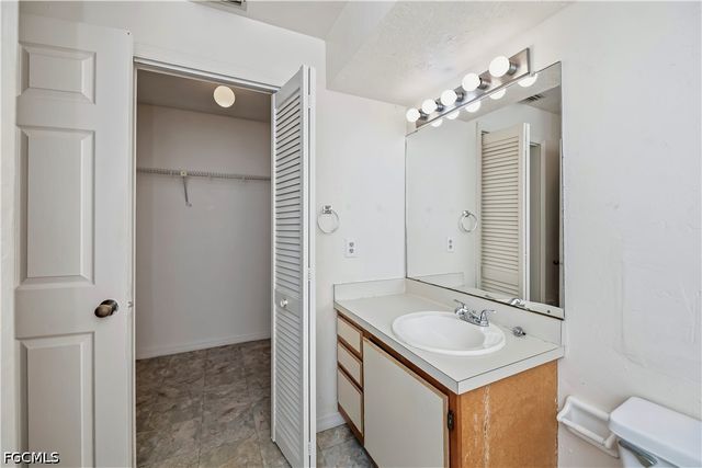 2620-2622 SE 16th PL, Cape Coral, FL 33904