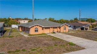 2620-2622 SE 16th PL, Cape Coral, FL 33904