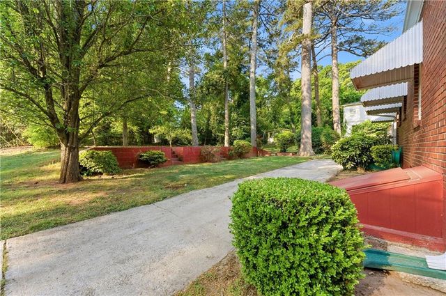 2551 E Tupelo Street SE, Atlanta, GA 30317