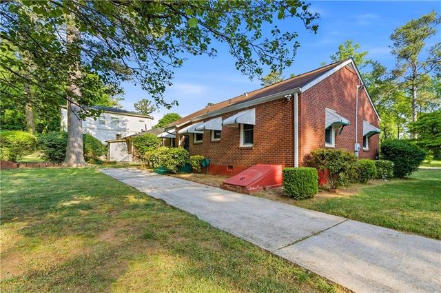 2551 E Tupelo Street SE, Atlanta, GA 30317