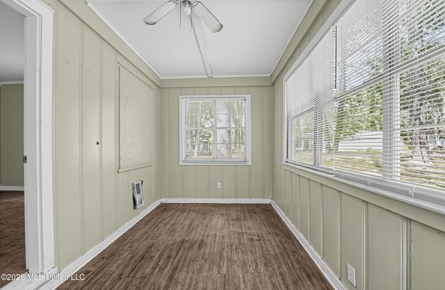 737 Woodbury Road, Jackson, MS 39206