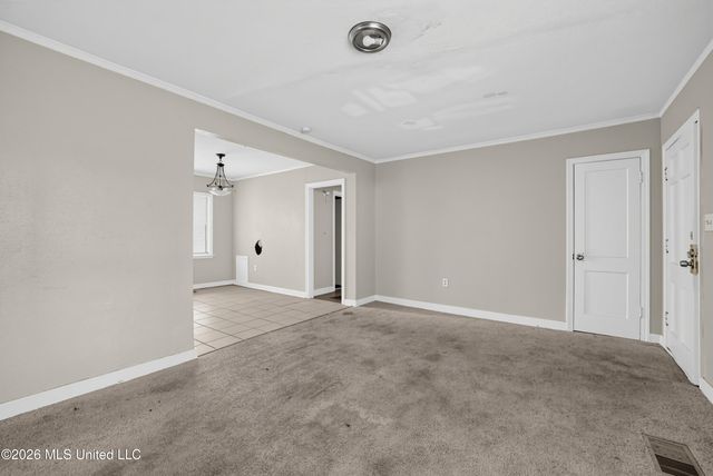 737 Woodbury Road, Jackson, MS 39206