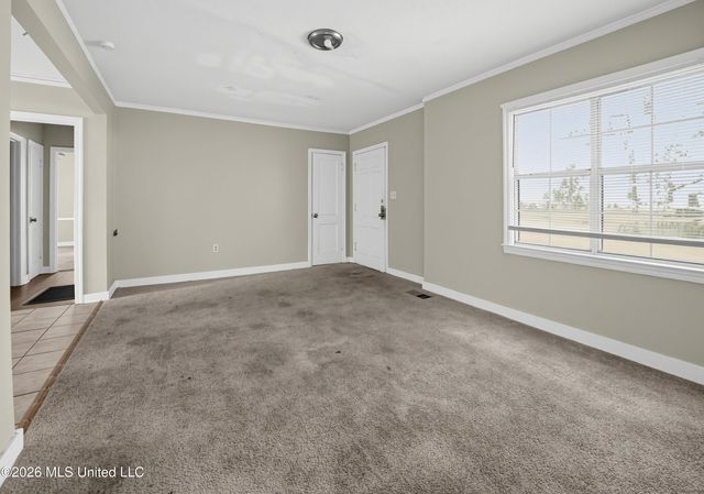 737 Woodbury Road, Jackson, MS 39206