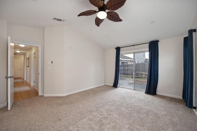 5943 Laguna Villa Way, Elk Grove, CA 95758