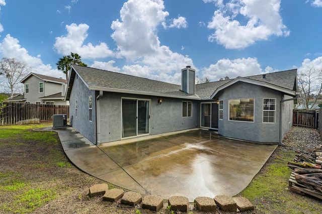 5943 Laguna Villa Way, Elk Grove, CA 95758